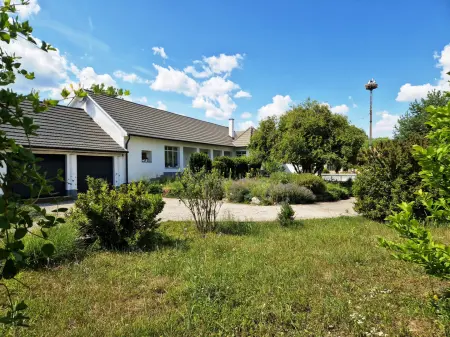 Eladó családi ház, Bekölce 5 szoba 150 m² 26.9 M Ft
