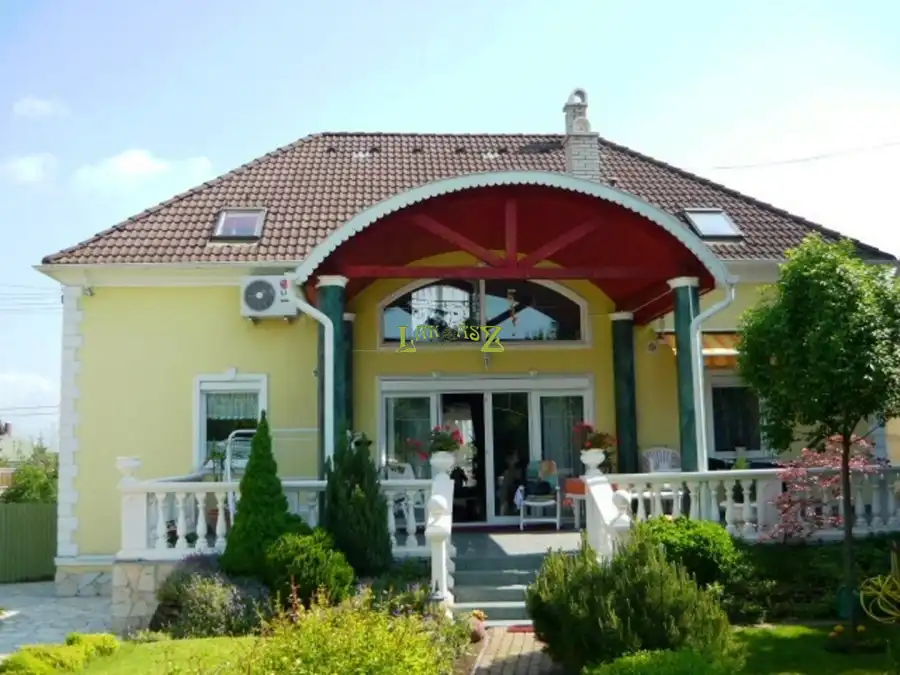 eladó családi ház, Eger