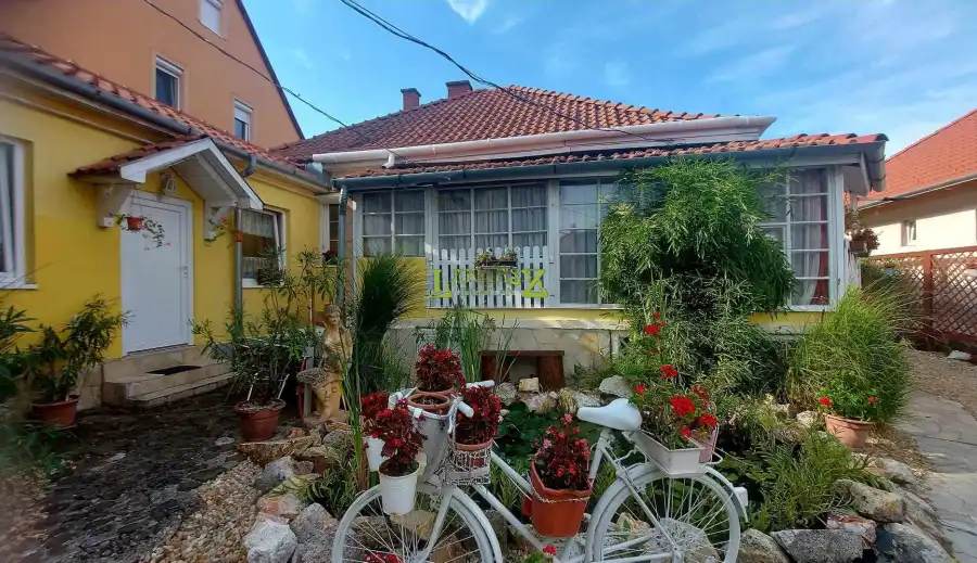 eladó családi ház, Eger