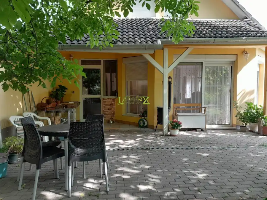 eladó családi ház, Eger