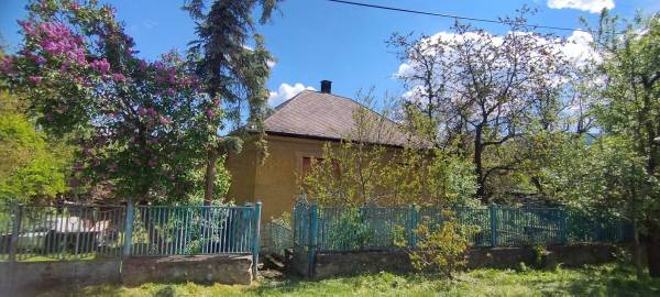 eladó családi ház, Nagyvisnyó