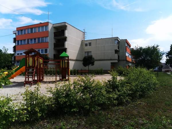 eladó panellakás, Bélapátfalva