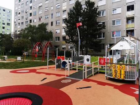 eladó panellakás, Eger