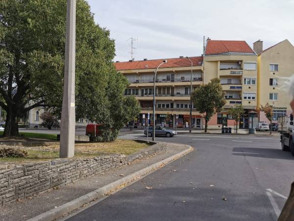 kiadó téglalakás, Eger